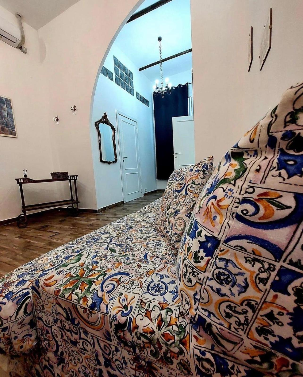 Domus Carbonari Apartment Naples Luaran gambar