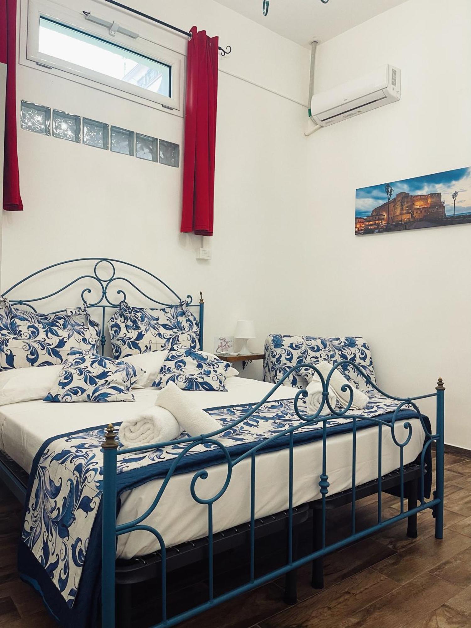 Domus Carbonari Apartment Naples Luaran gambar